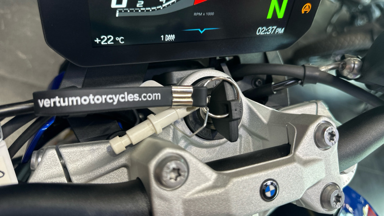 BMW F900 R (25MY)